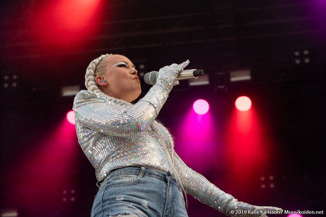 Anna Puu Anna Puu | Anna Puu Ruisrockissa 2019.